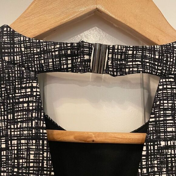 J. McLaughlin Catalina Dress Stretch Size XS Black - Picture 5 of 7